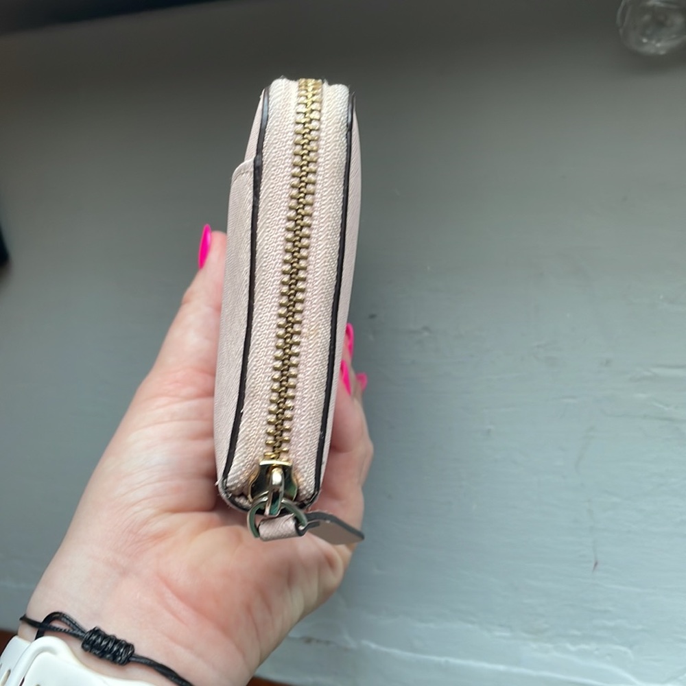 Wallet - Picture 6 of 8